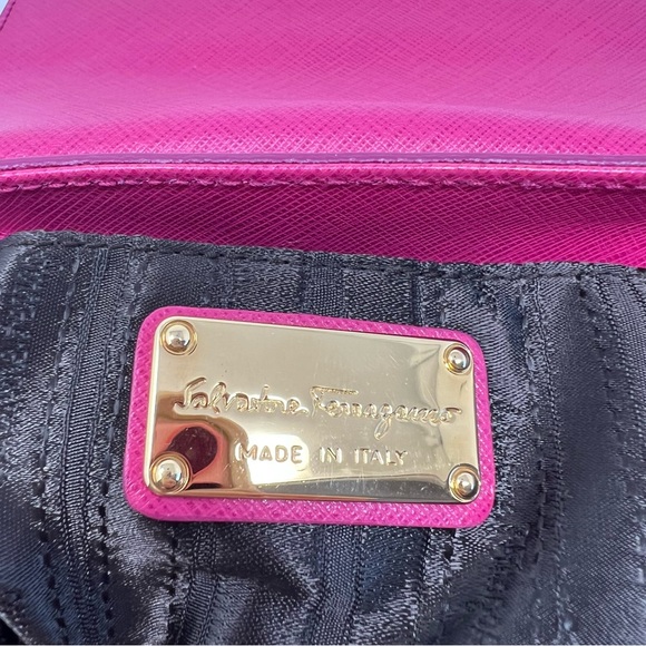 Salvatore Ferragamo Mini Cross Body bag in Fuchsia Pink - Picture 11 of 16